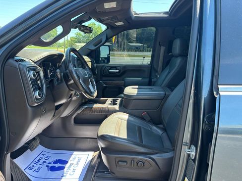 Used 2020 GMC Sierra 2500 Denali w/ Denali Ultimate Package AWD/4WD image 11