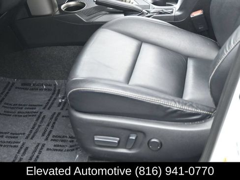 Used 2014 Toyota RAV4 Limited AWD/4WD image 14