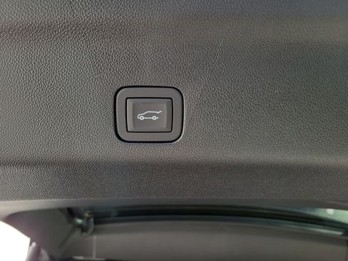 New 2026 GMC Yukon AT4 w/ AT4 Premium Plus Package image 10