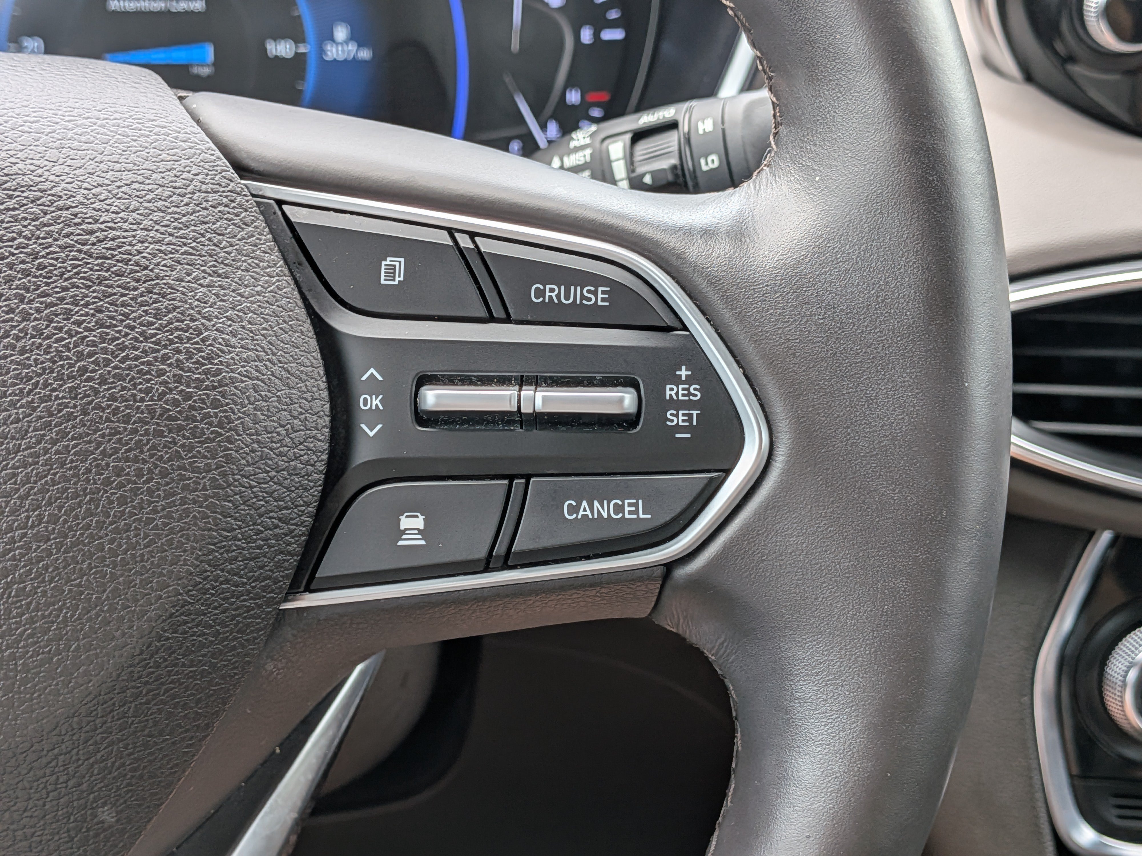 Used 2019 Hyundai Santa Fe FWD image 26