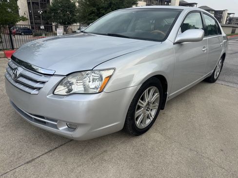 Used 2006 Toyota Avalon Limited FWD image 1