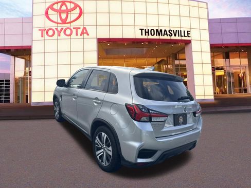 Used 2025 Mitsubishi Outlander Sport ES AWD/4WD image 2