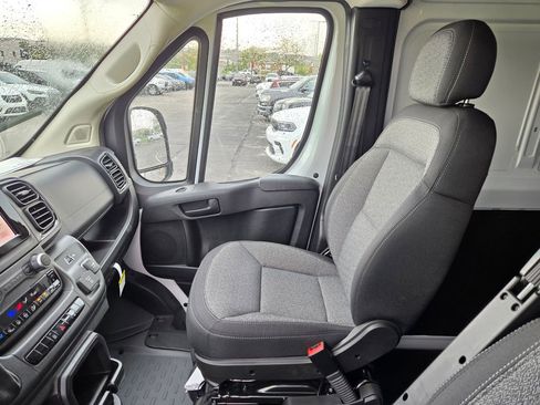 New 2026 RAM ProMaster 2500 w/ Convenience Group image 22