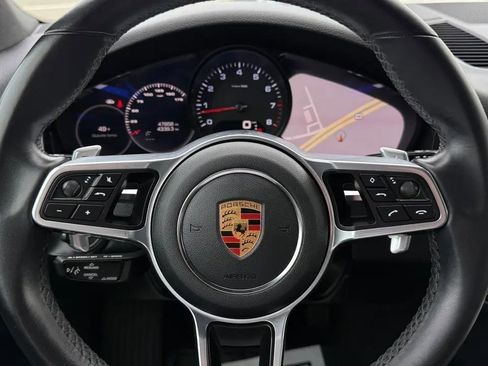 Used 2021 Porsche Cayenne AWD/4WD image 31