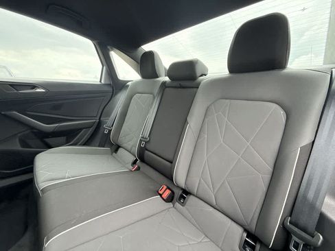 Used 2025 Volkswagen Jetta Sport FWD image 22
