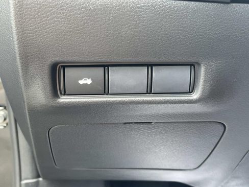 New 2026 Nissan Sentra SV w/ Floor Mat Package FWD image 30