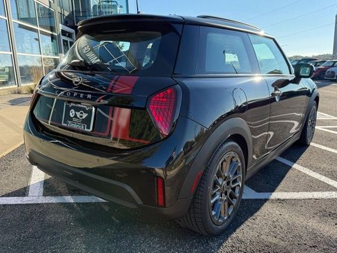 Used 2025 MINI Cooper S FWD image 3