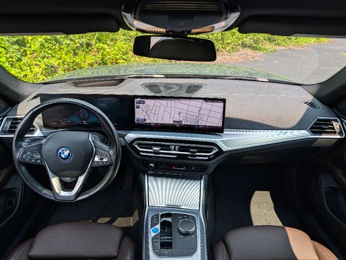 Used 2023 BMW i4 eDrive35 RWD image 34