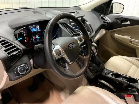 Used 2015 Ford Escape Titanium image 14