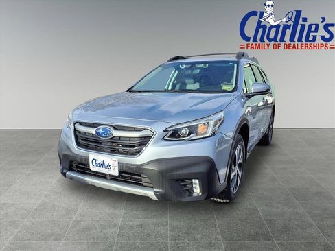 Used 2020 Subaru Outback Limited image 1