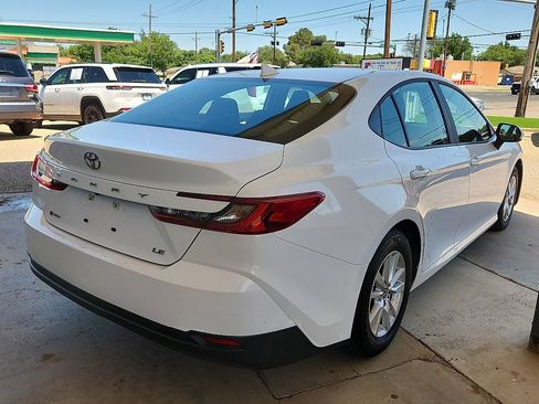 Used 2025 Toyota Camry LE FWD image 3