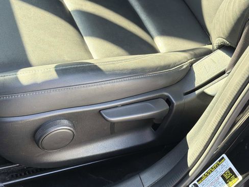 Used 2023 MAZDA CX-30 AWD 2.5 S w/ Select Package image 19