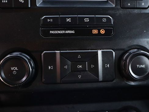 Used 2022 Ford F250 XL w/ Power Equipment Group image 35