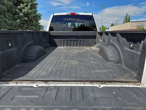 Used 2022 Ford F350 Lariat w/ Lariat Value Package AWD/4WD image 32