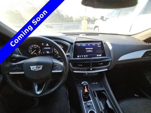 Used 2023 Cadillac CT5 Luxury image 4