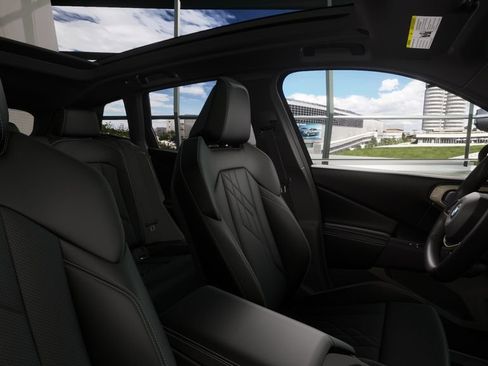 Certified 2025 BMW X3 xDrive30i w/ Convenience Package image 31