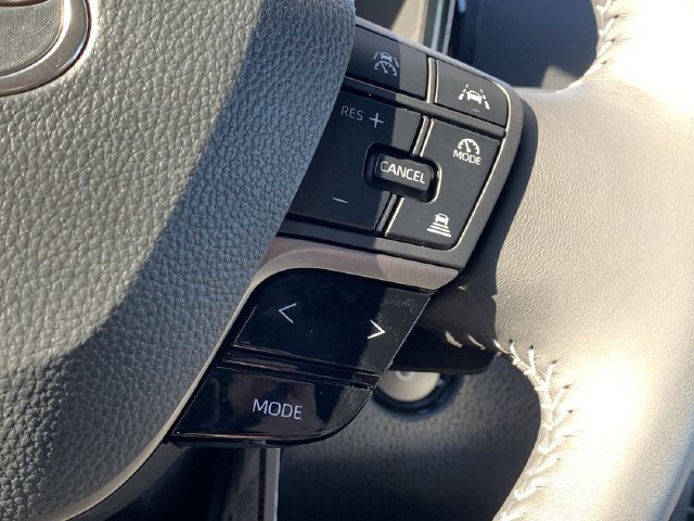 Used 2026 Toyota Camry SE w/ Convenience Package FWD image 23