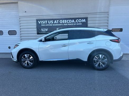 Used 2024 Nissan Murano SV AWD/4WD image 7