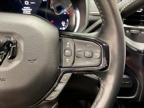 Used 2024 RAM 2500 Limited AWD/4WD image 25