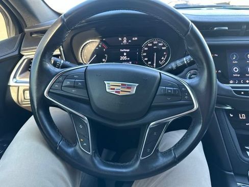 Used 2022 Cadillac XT5 Luxury AWD/4WD image 39
