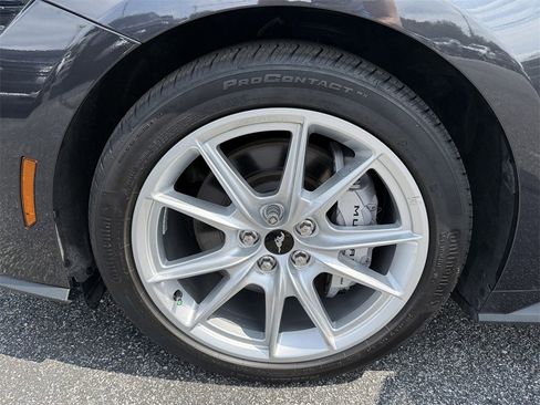 Used 2024 Ford Mustang GT Premium image 11