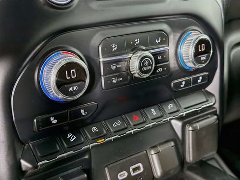 Used 2019 GMC Sierra 1500 Elevation w/ Elevation Value Package AWD/4WD image 15