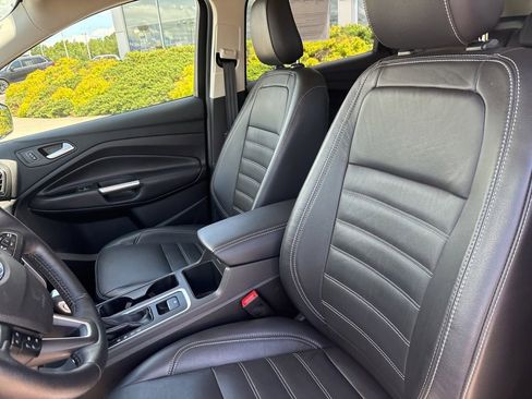 Used 2018 Ford Escape SEL FWD image 16