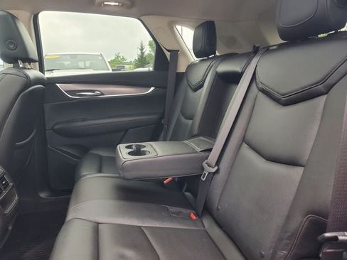 Used 2017 Cadillac XT5 Luxury w/ Driver Awareness Package FWD image 26