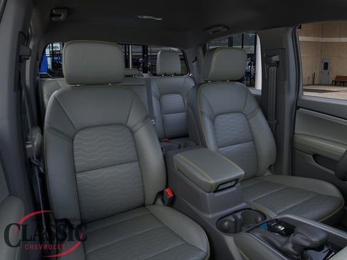 New 2026 Chevrolet Colorado ZR2 w/ Technology Package AWD/4WD image 18