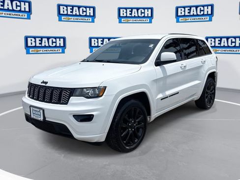 Used 2019 Jeep Grand Cherokee Altitude AWD/4WD image 1