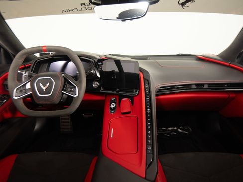 Used 2023 Chevrolet Corvette Stingray Premium Conv w/ Z51 Performance Package RWD image 19
