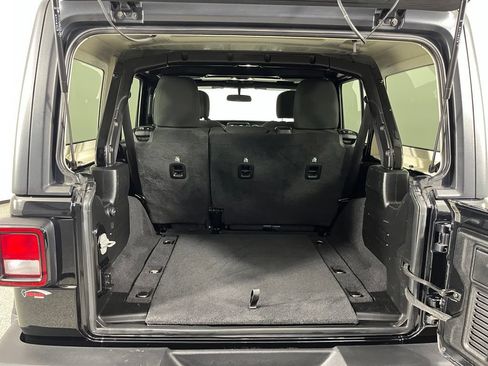 Used 2021 Jeep Wrangler Unlimited Sport AWD/4WD image 16
