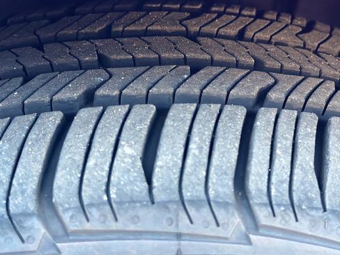 Used 2012 Lincoln MKZ AWD image 39