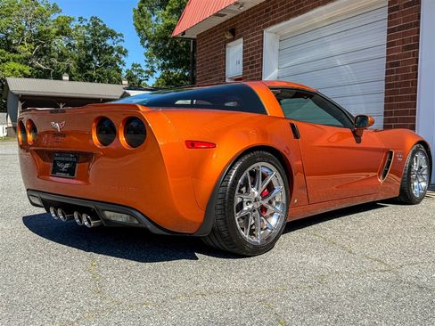Used 2009 Chevrolet Corvette Z06 w/ Preferred Equipment Group RWD image 36