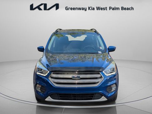 Used 2019 Ford Escape SEL image 3
