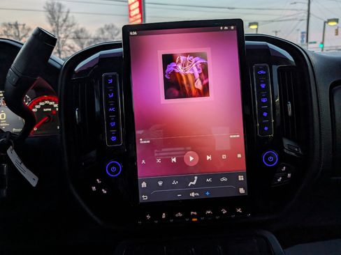 Used 2016 GMC Sierra 1500 Denali w/ Enhanced Driver Alert Package image 16