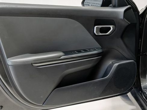 Used 2025 Kia K4 FWD image 8
