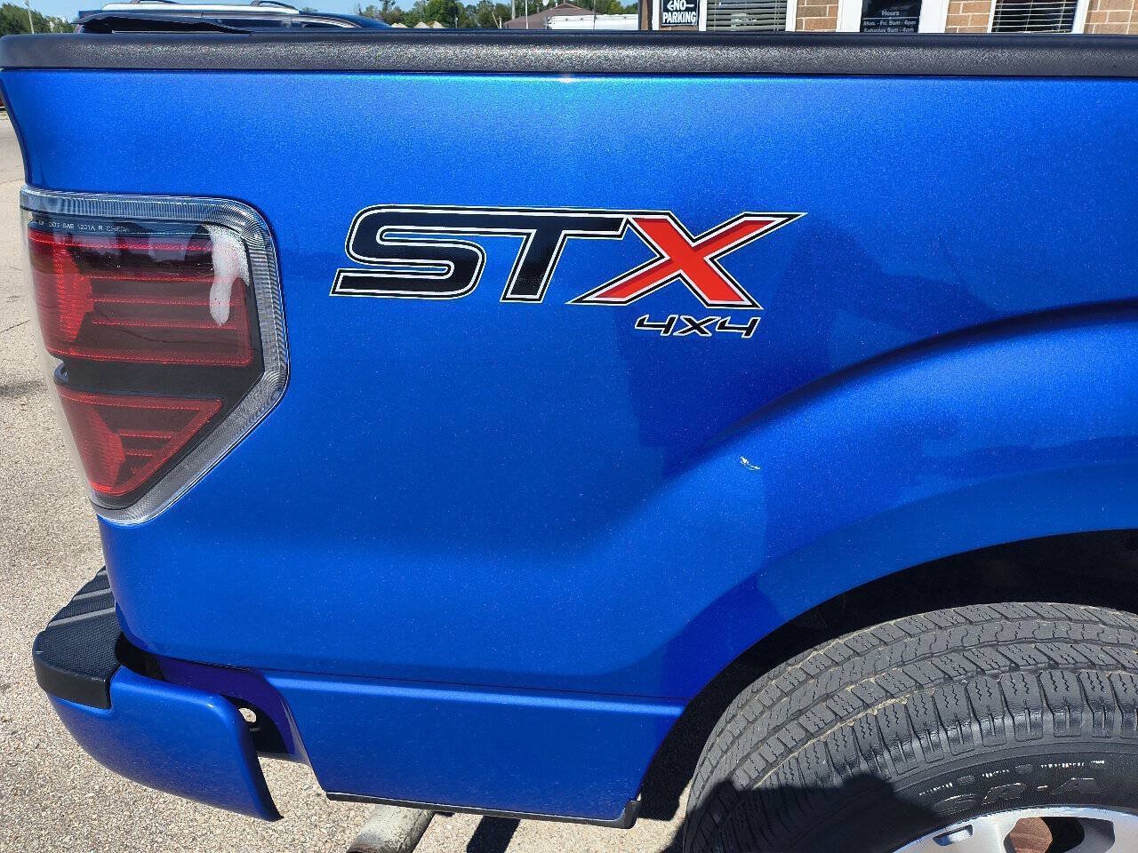 Used 2014 Ford F150 STX w/ Equipment Group 201A Mid AWD/4WD image 5