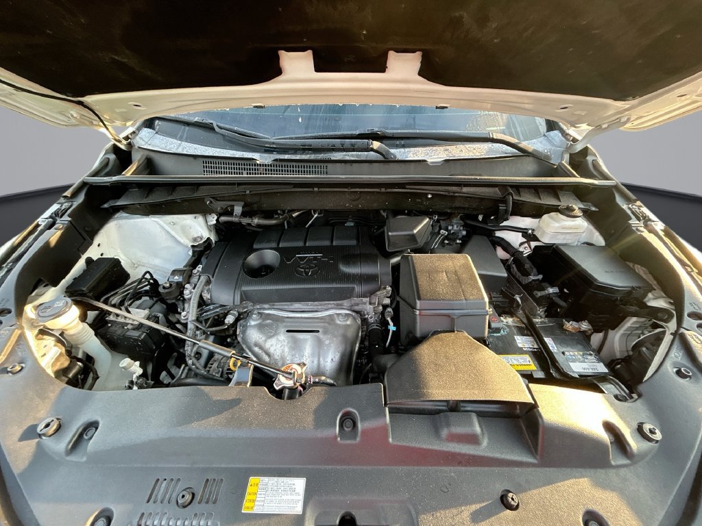 Used 2019 Toyota Highlander LE FWD image 30