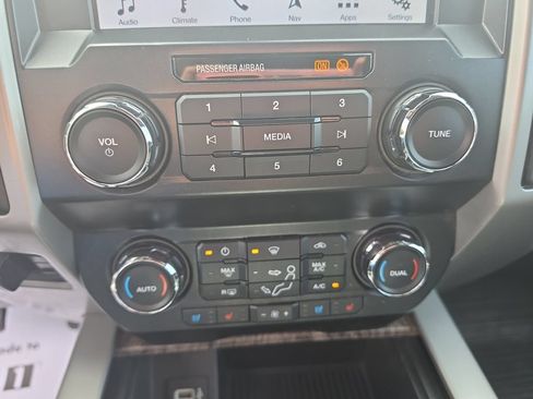 Used 2019 Ford F250 Lariat w/ Lariat Ultimate Package AWD/4WD image 27