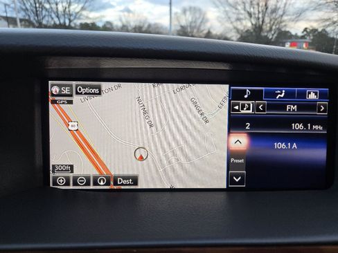 Used 2015 Lexus LS 460 w/ Comfort Package image 33