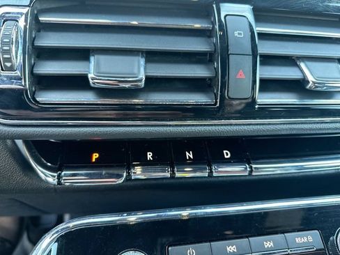 Used 2024 Lincoln Navigator Reserve AWD/4WD image 24