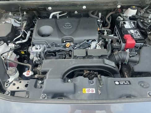 Certified 2021 Toyota RAV4 XLE w/ XLE Grade Weather Package AWD/4WD image 30