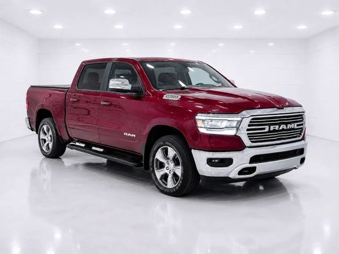 Used 2023 RAM 1500 Laramie AWD/4WD image 7