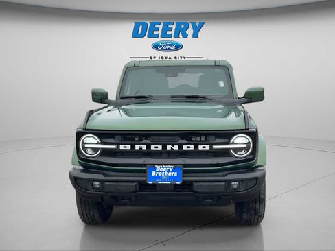 Used 2025 Ford Bronco Outer Banks image 8