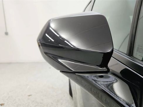 Used 2023 Chevrolet Blazer LT FWD image 18