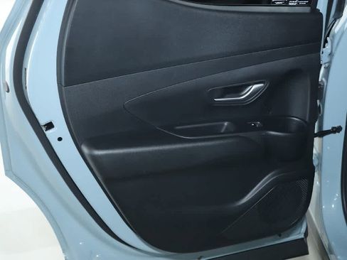 Used 2022 Hyundai Santa Cruz SEL image 13