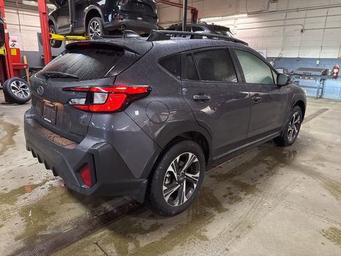 Used 2026 Subaru Crosstrek 2.0i Premium image 3