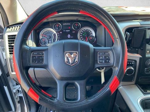 Used 2017 RAM 1500 Big Horn RWD image 10