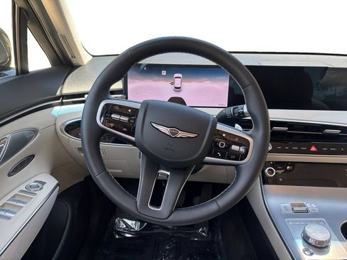Used 2026 Genesis GV70 2.5T Advanced AWD/4WD image 12